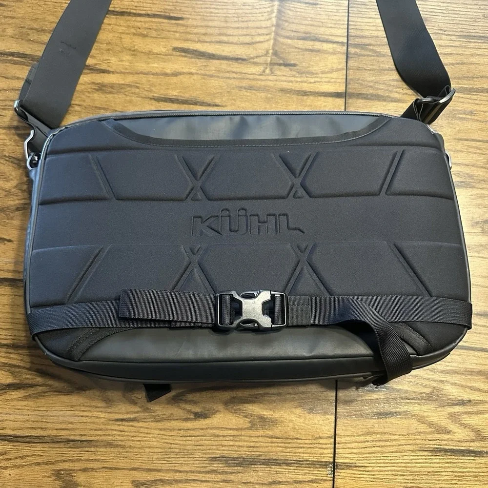 KUHL 14L Eskape Ink Black Kanvas Messenger Bag Laptop Travel Crossbody Carryon